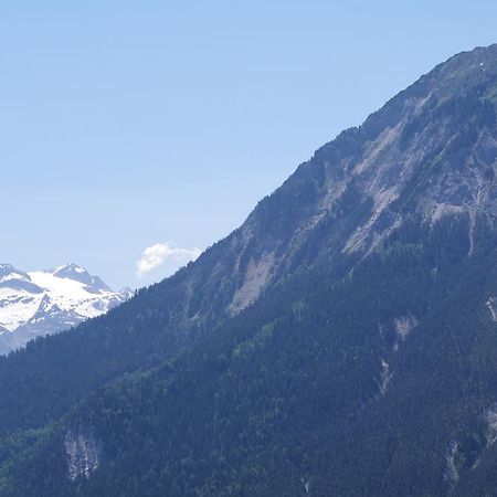 Appartement Dans Chalet De Montagne Bozel Rom bilde