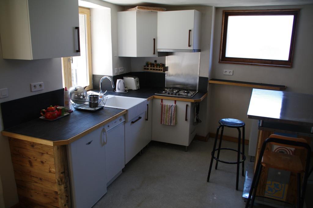 Appartement Dans Chalet De Montagne Bozel Rom bilde